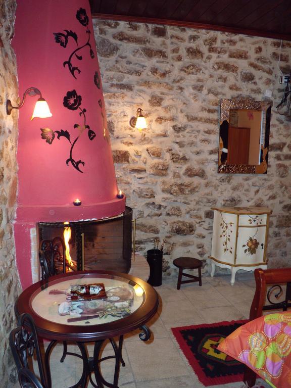 Arhontiko Kordopati Traditional Guesthouse Daras Rom bilde